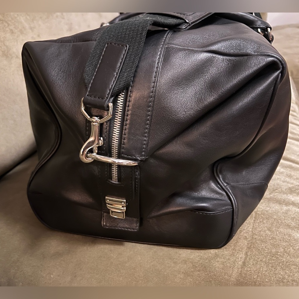 Coach Duffel Bag #5409, Black Leather, Vintage 2000’s, Gym or Travel, Expandable - Picture 4 of 12